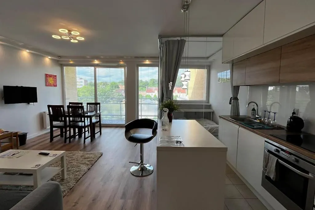 Sunny Apartment By The Beach In Sopot