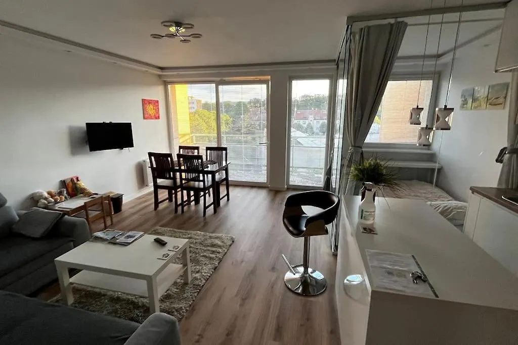 Sunny Apartment By The Beach In Sopot
