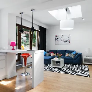 Costa Apartment